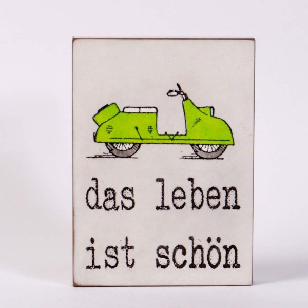 Jan M. Petersen | Das Leben ist schön - Motorroller Grün – Bild 2